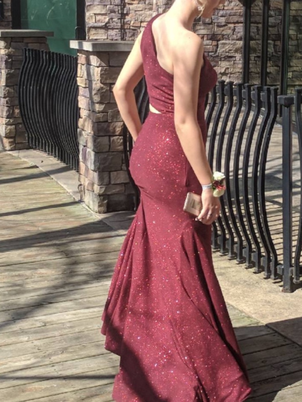 Camille La Vie wedding evening burgundy mermaid style glitter dress size 6 - Picture 2 of 9